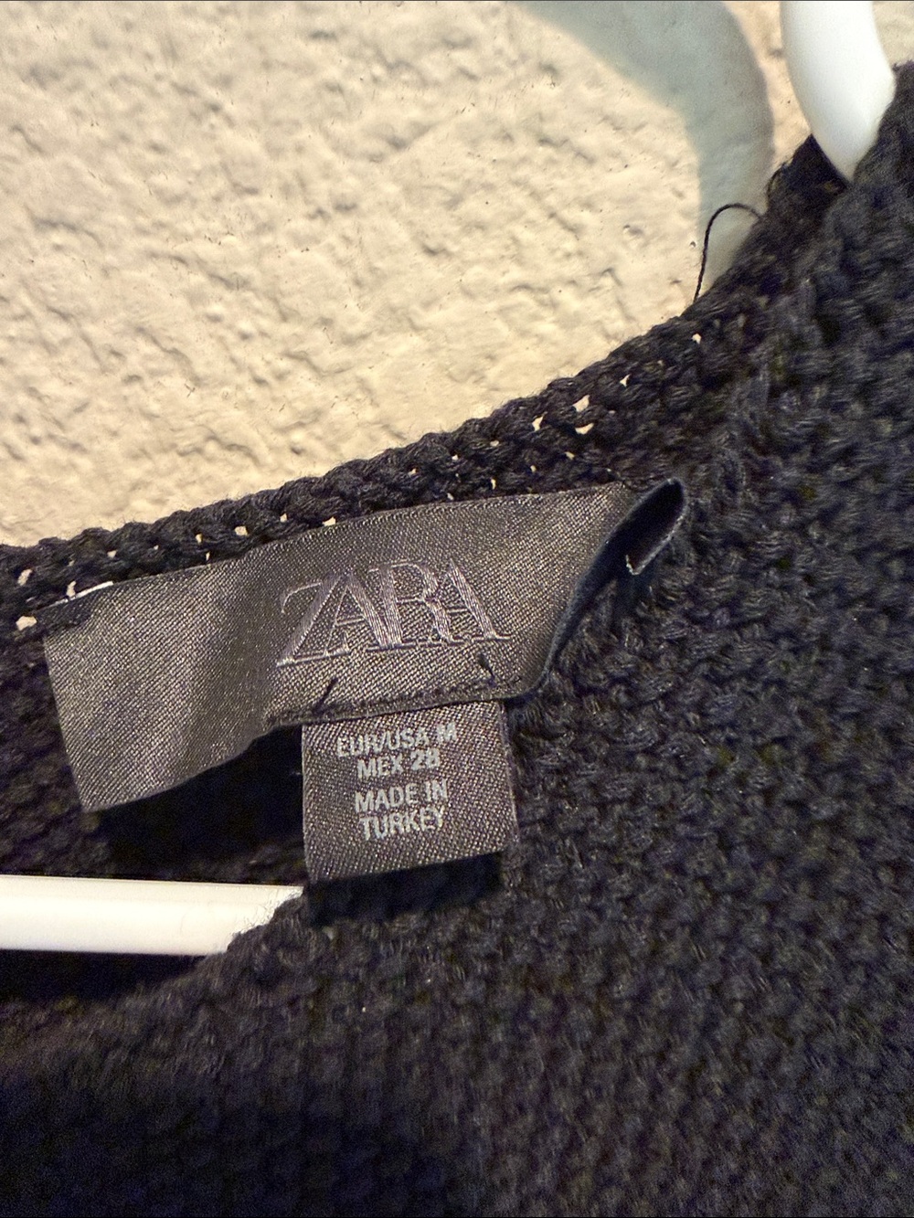 Sweater Subcategory Classification - Picture 2 of 4